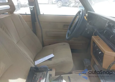 1988 Volvo 244 Dl/Gl z USA, uszkodzony, nr VIN YV1AX8844J1318926